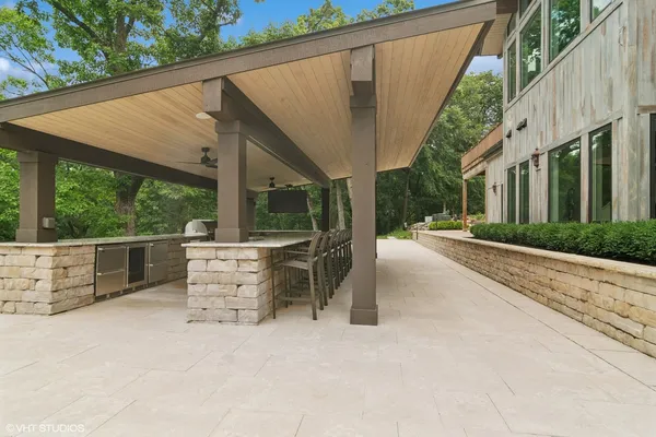 $4,700,000 | 13 Goose Lake Drive, Barrington Hills, IL 60010