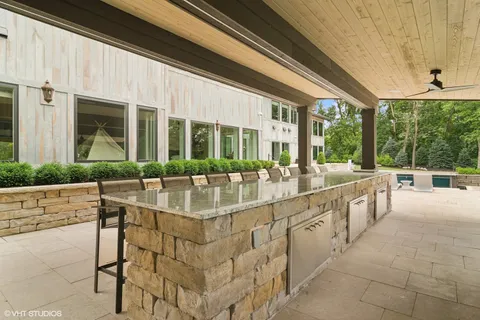 $4,700,000 | 13 Goose Lake Drive, Barrington Hills, IL 60010