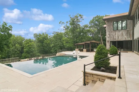 $4,700,000 | 13 Goose Lake Drive, Barrington Hills, IL 60010