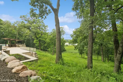 $4,700,000 | 13 Goose Lake Drive, Barrington Hills, IL 60010