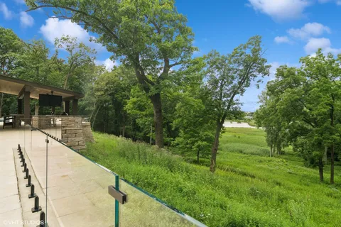 $4,700,000 | 13 Goose Lake Drive, Barrington Hills, IL 60010