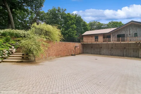 $4,700,000 | 13 Goose Lake Drive, Barrington Hills, IL 60010