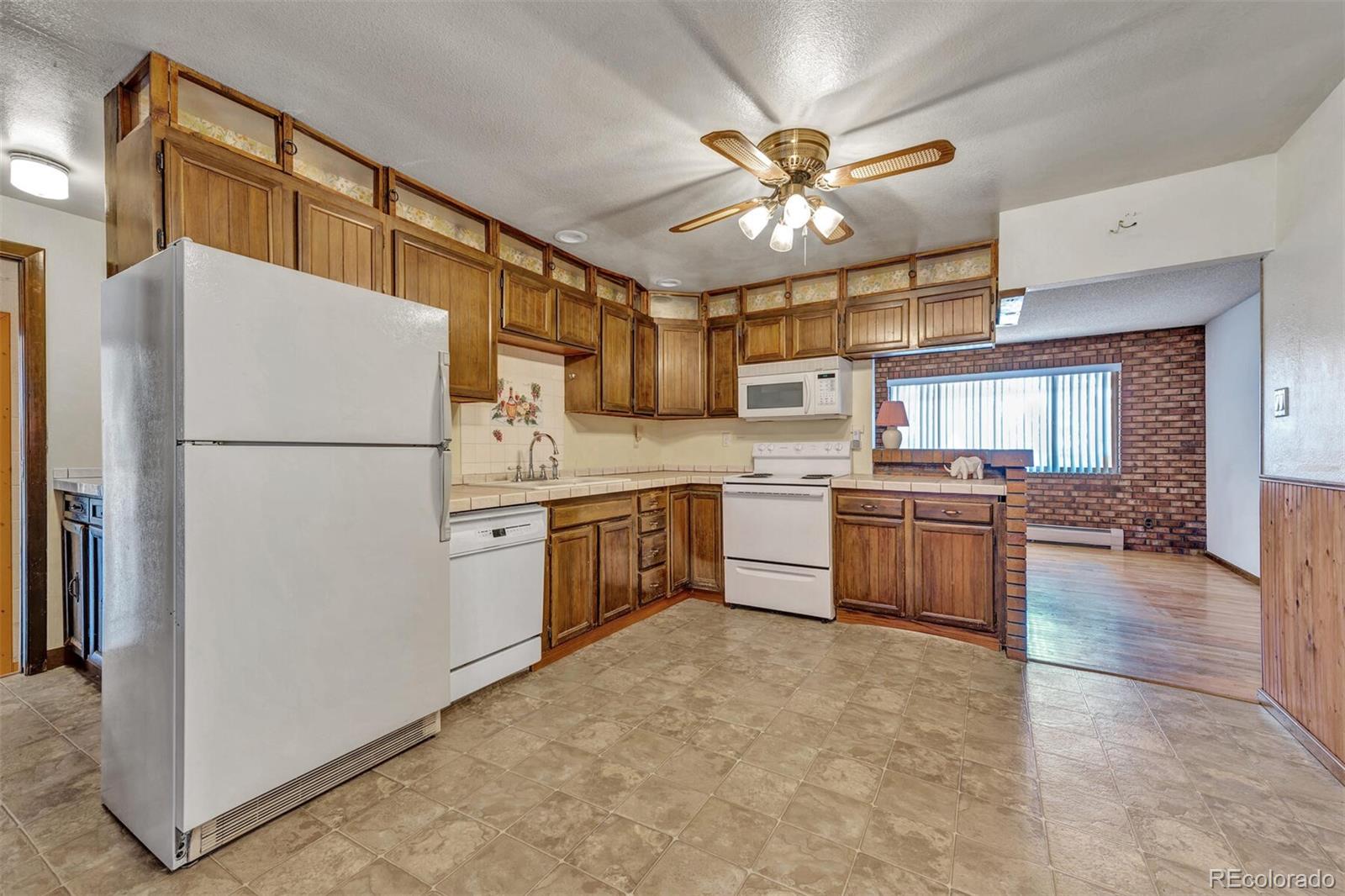 36915 View Ridge Drive Elizabeth, CO 80107 - Photo 8 of 38 Gallery Image 8