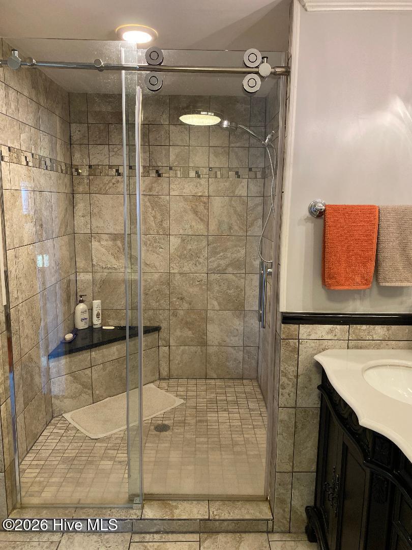 6740 Stantonsburg Road Farmville, NC 27828 - Photo 12 of 21 Master Bath shower