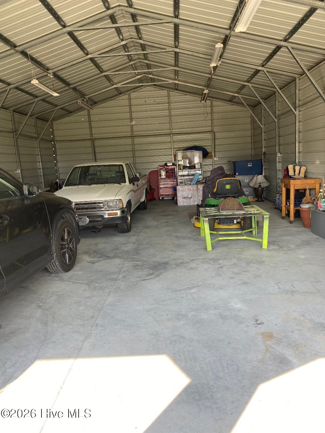 6740 Stantonsburg Road Farmville, NC 27828 - Photo 20 of 21 garage