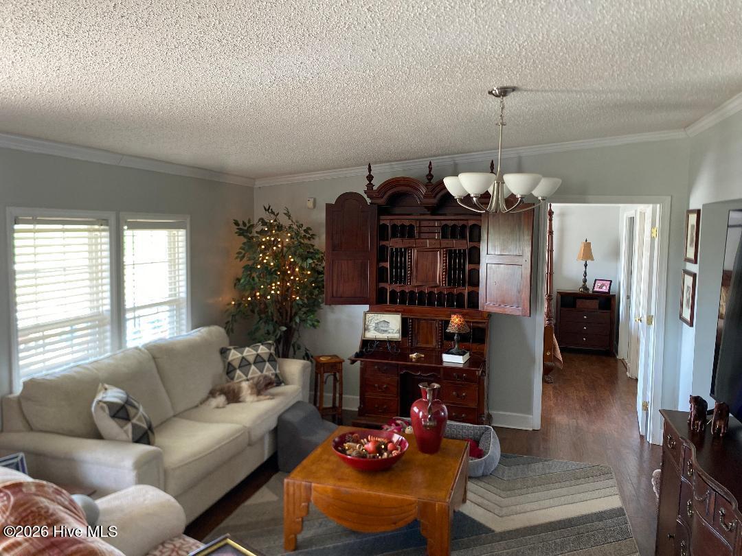 6740 Stantonsburg Road Farmville, NC 27828 - Photo 3 of 21 Den