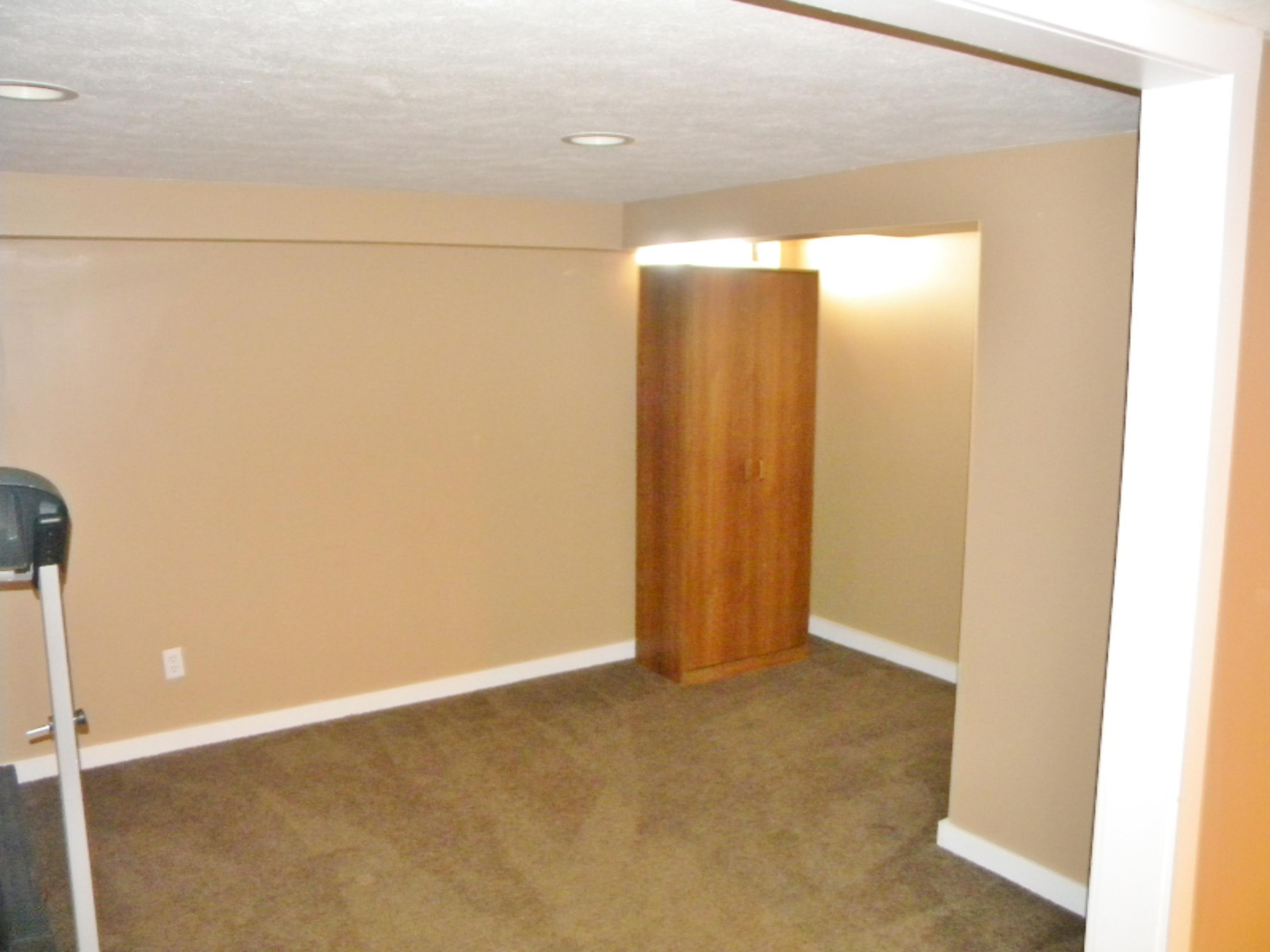 1057 Koster Street Jenison, MI 49428 - Photo 20 of 27 040