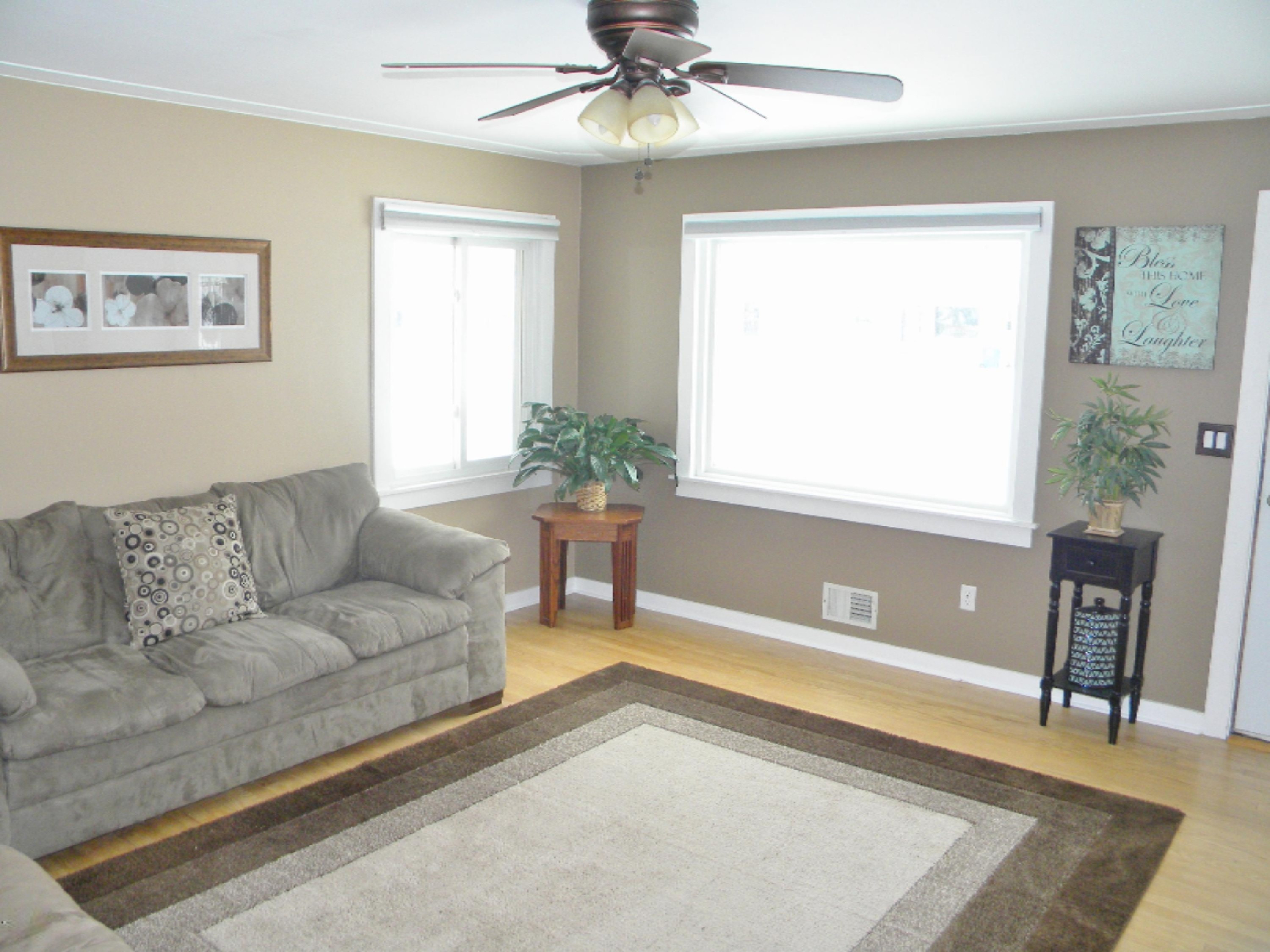 1057 Koster Street Jenison, MI 49428 - Photo 3 of 27 006