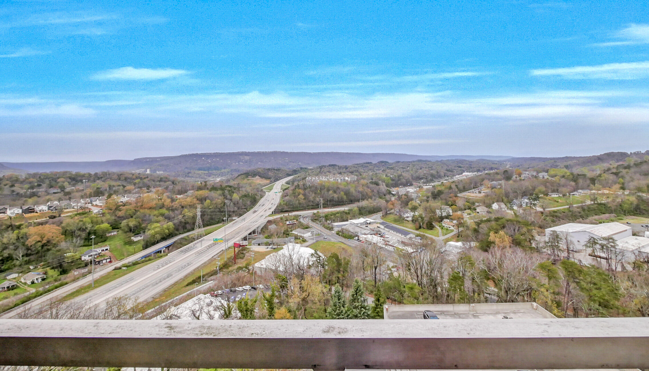 1131 Stringers Ridge Road, Unit 15K Chattanooga, TN 37405 - Photo 30 of 40 32-P1720720_1_2_3_4