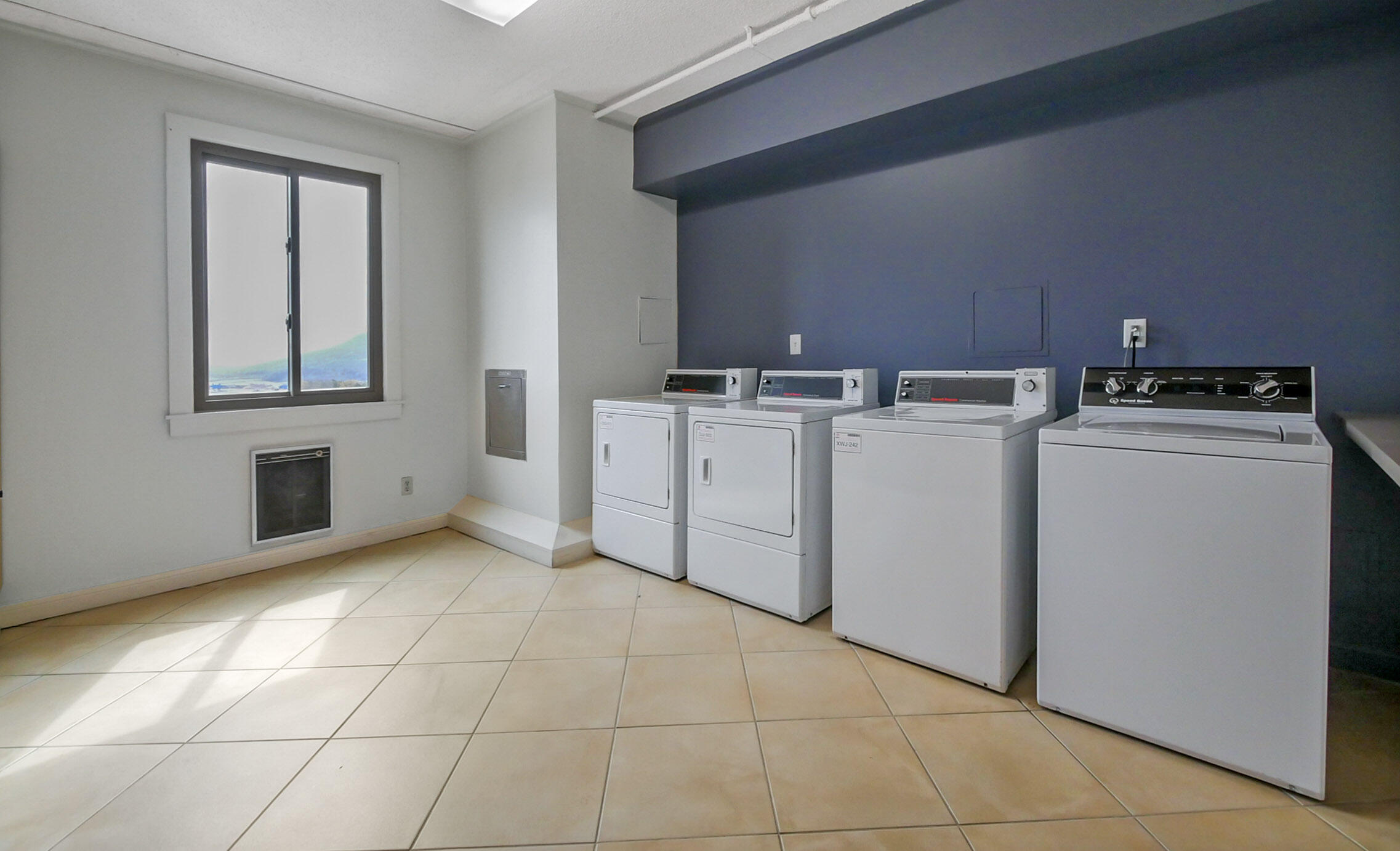 1131 Stringers Ridge Road, Unit 15K Chattanooga, TN 37405 - Photo 31 of 40 33-P1720728