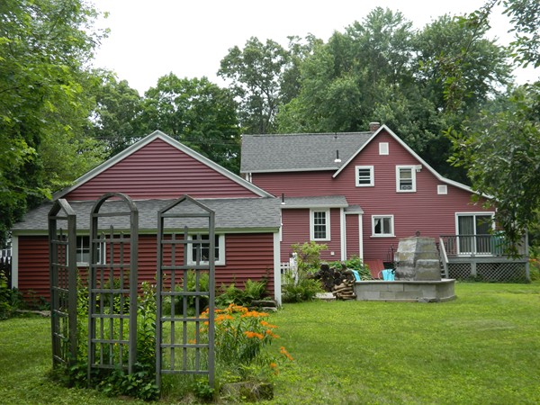290 Plumtree Road Springfield, MA 01118 - Photo 5 of 26 Gallery Image 5