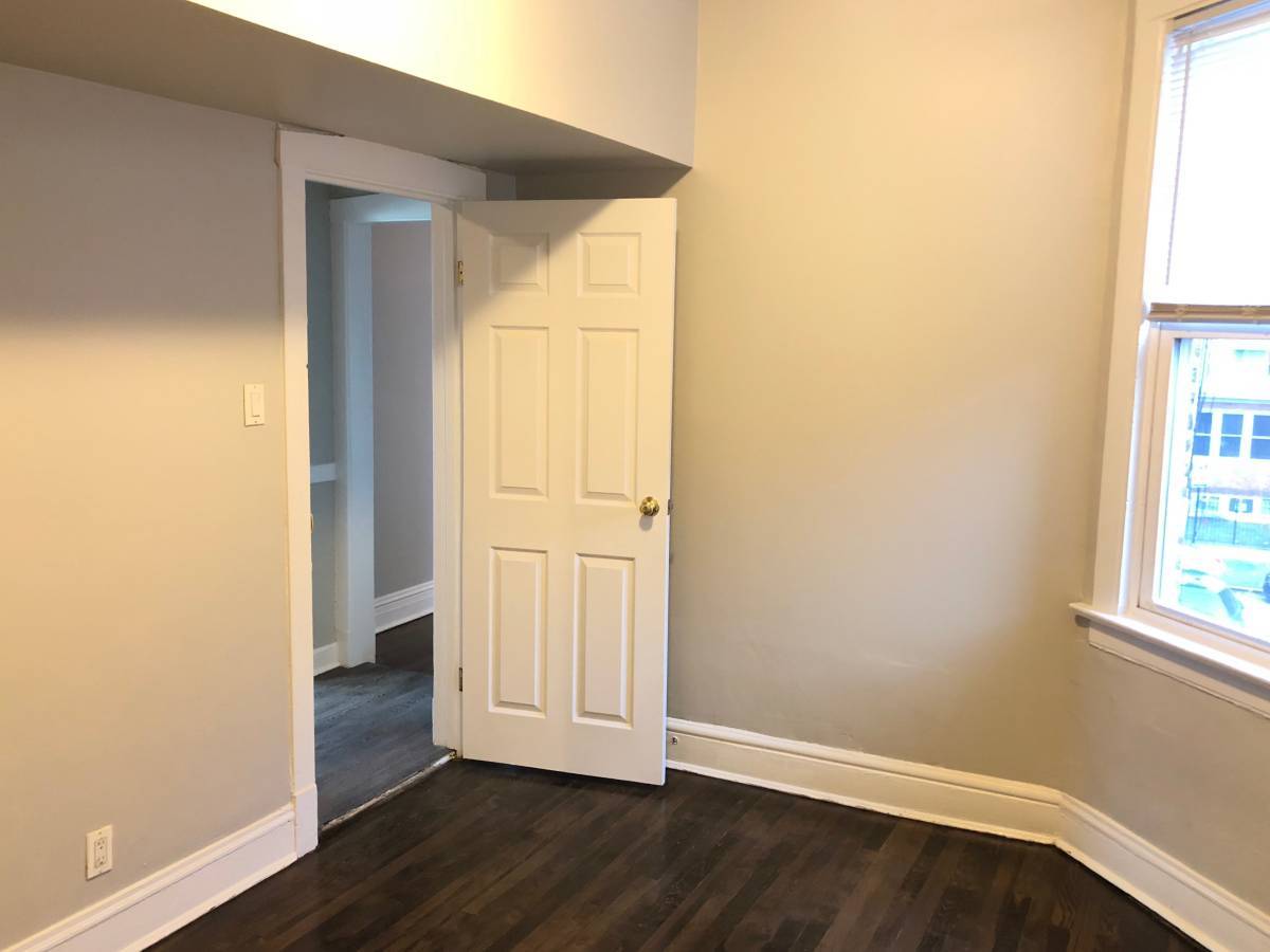 4923 West Concord Place Chicago, IL 60639 - Photo 4 of 21