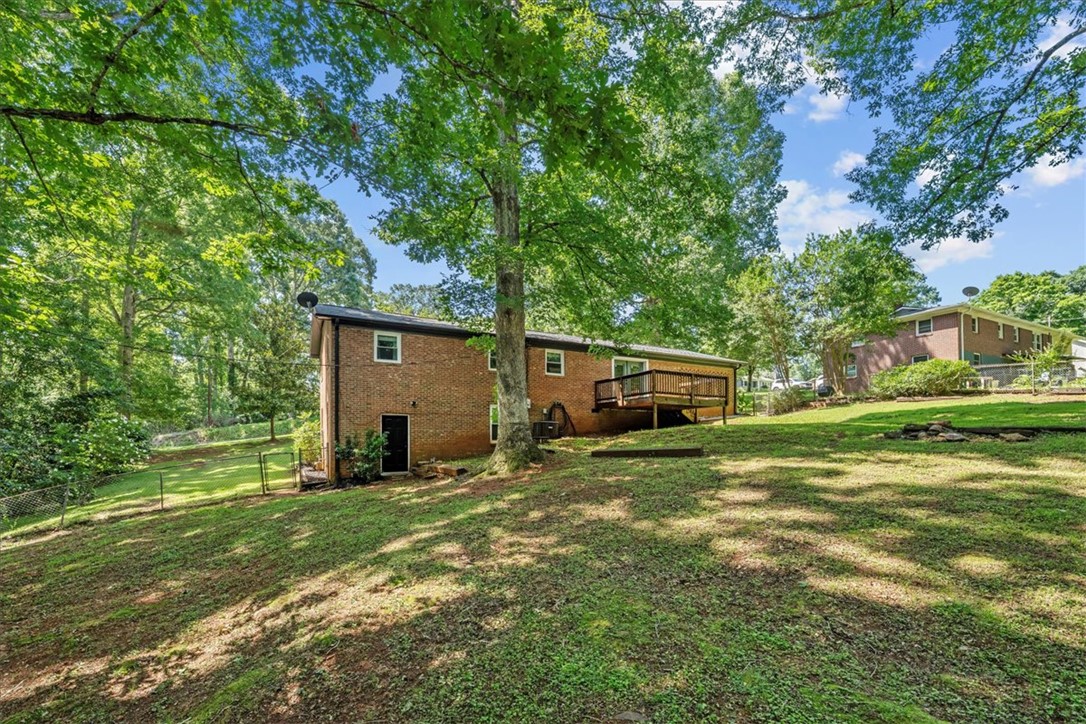 121 State Rd S-37-381 Seneca, SC 29678 - Photo 39 of 41 Gallery Image 39