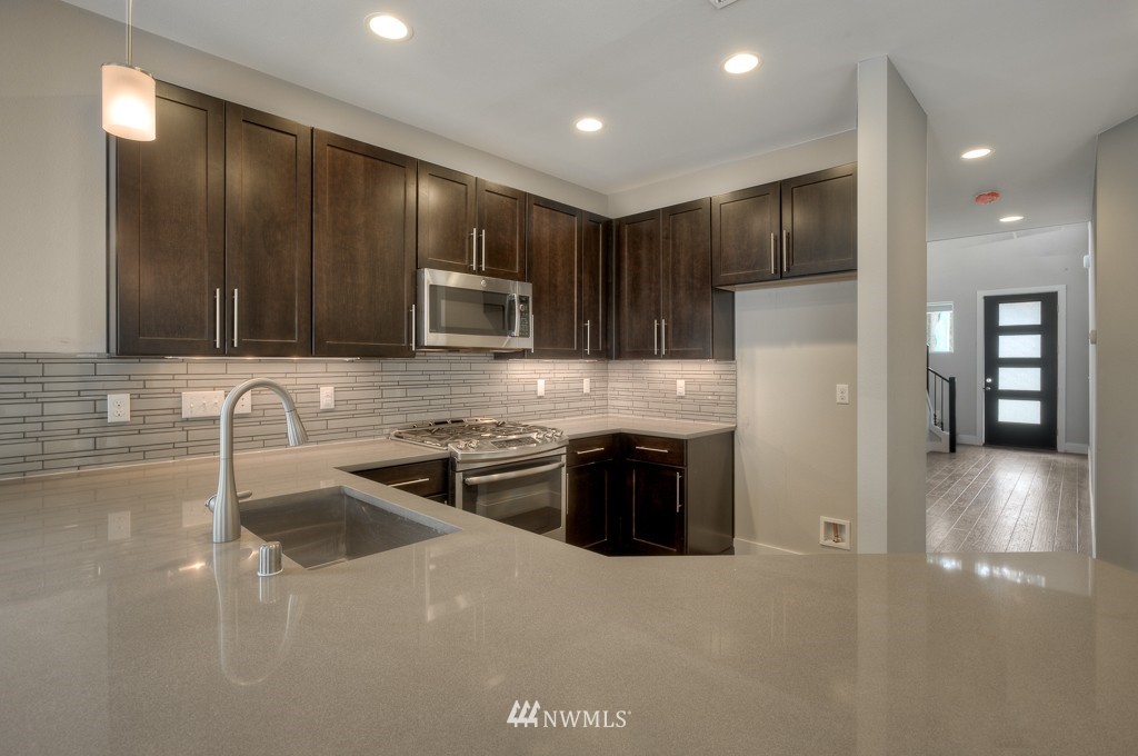 18025 44th Avenue Southeast, Unit LOT18 Bothell, WA 98012 - Photo 4 of 11