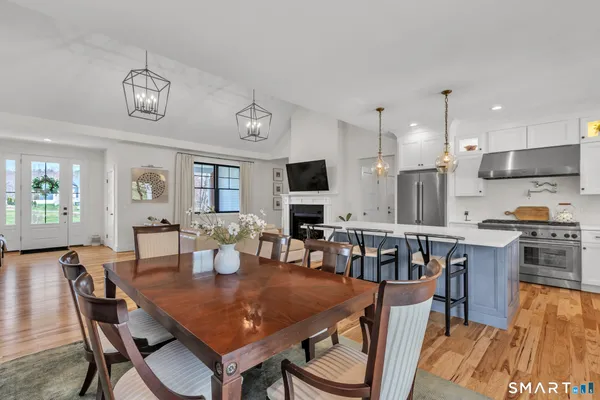 $824,900 | 201 Mountain Street, Ellington, CT 06029