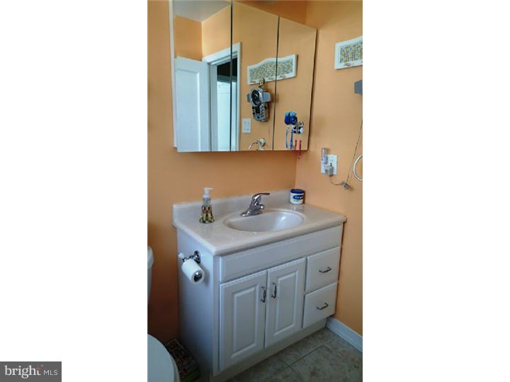 43 Shepherd Road Cherry Hill, NJ 08034 - Photo 15 of 23 Bathroom
