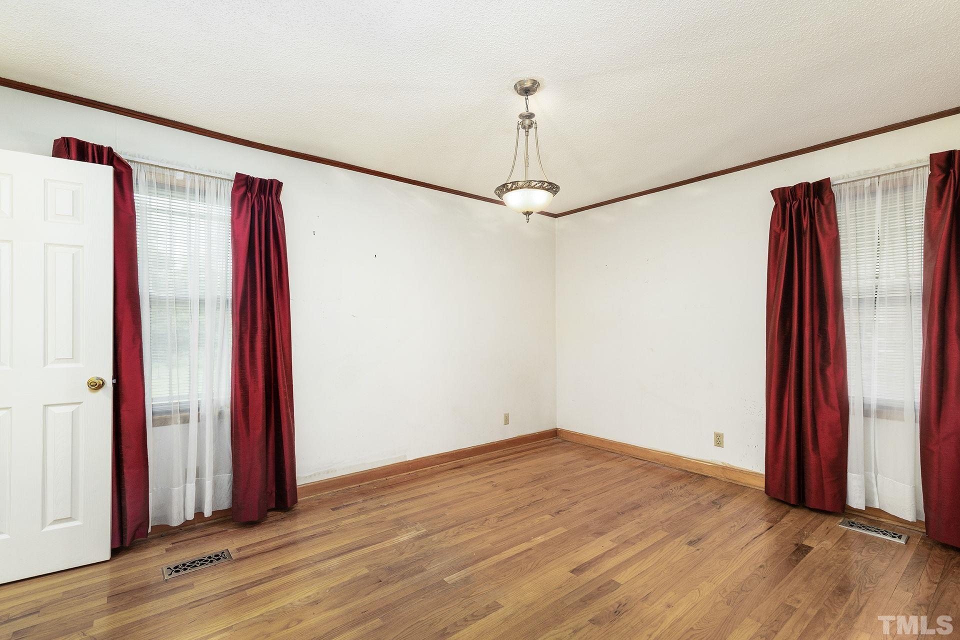 424 Sunnyview Road Henderson, NC 27536 - Photo 18 of 28 Gallery Image 18