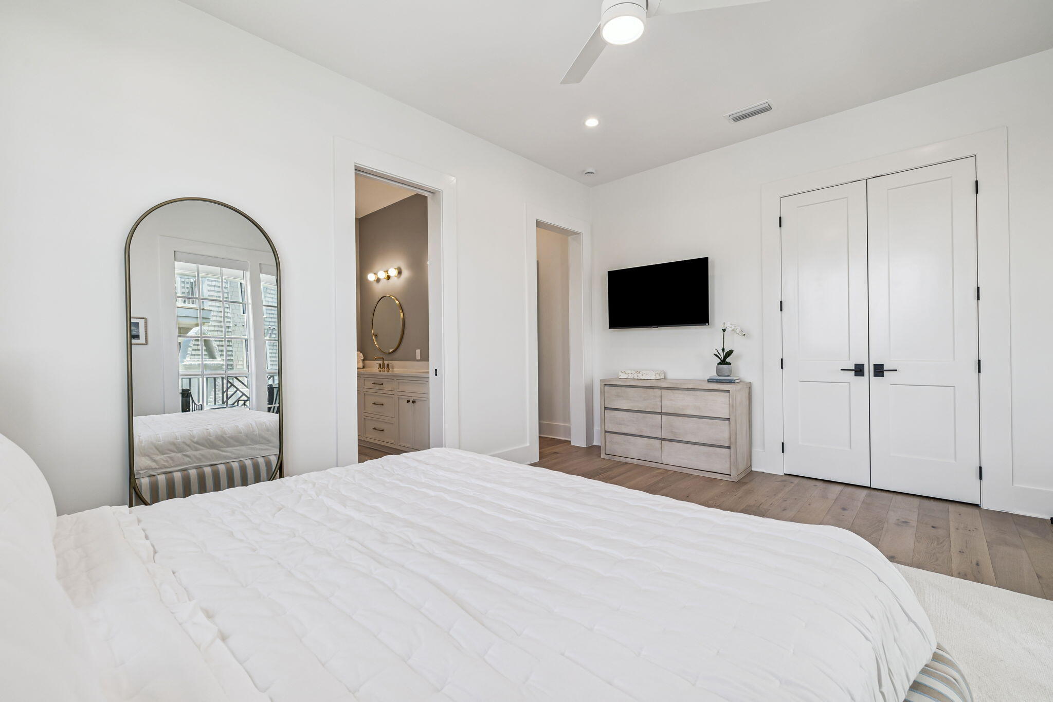 80 Green St Inlet Beach Inlet Beach, FL 32461 - Photo 30 of 111 a bedroom with a bed and a flat screen tv