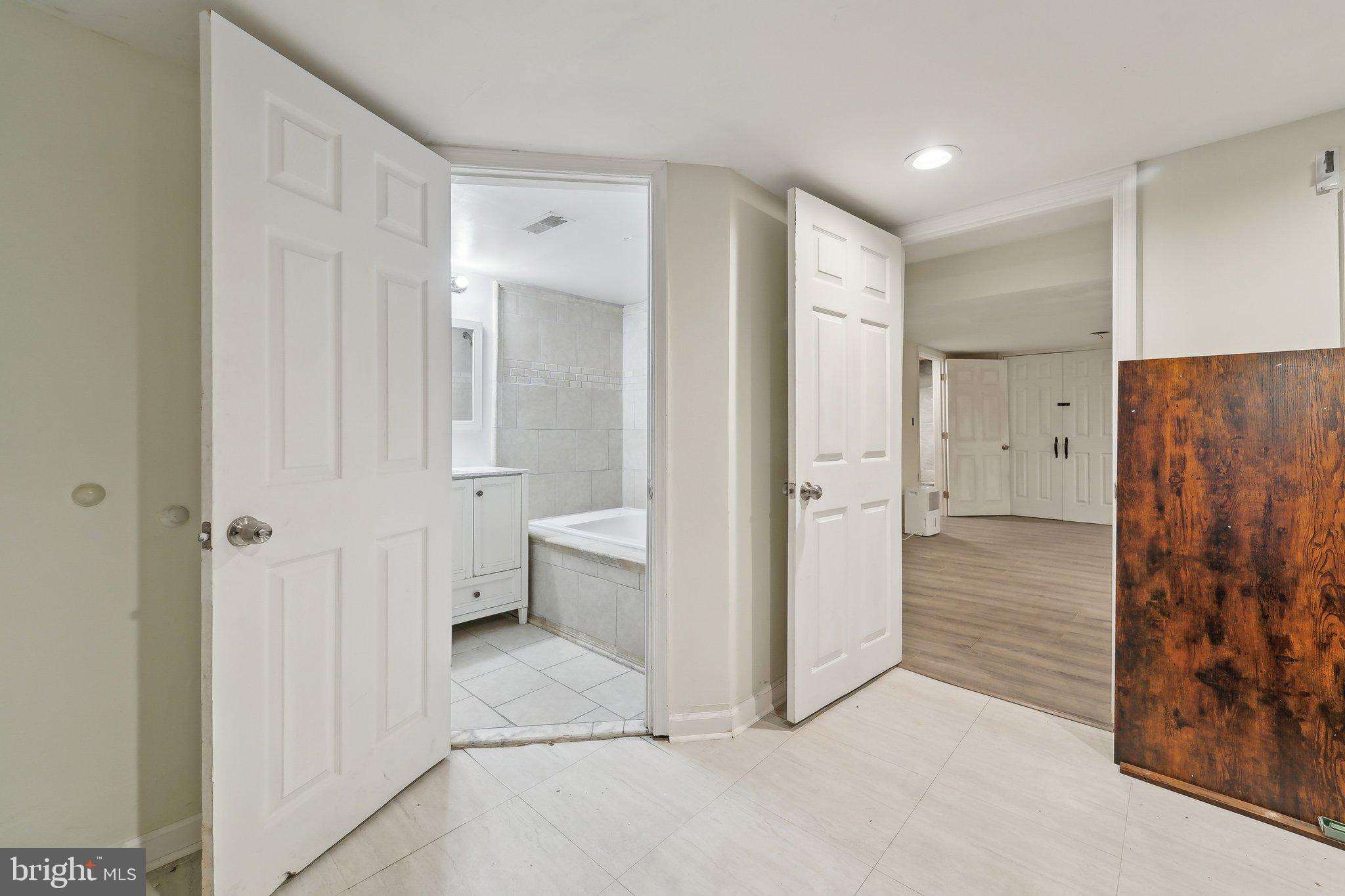 1507 Northwick Road Baltimore, MD 21218 - Photo 16 of 37