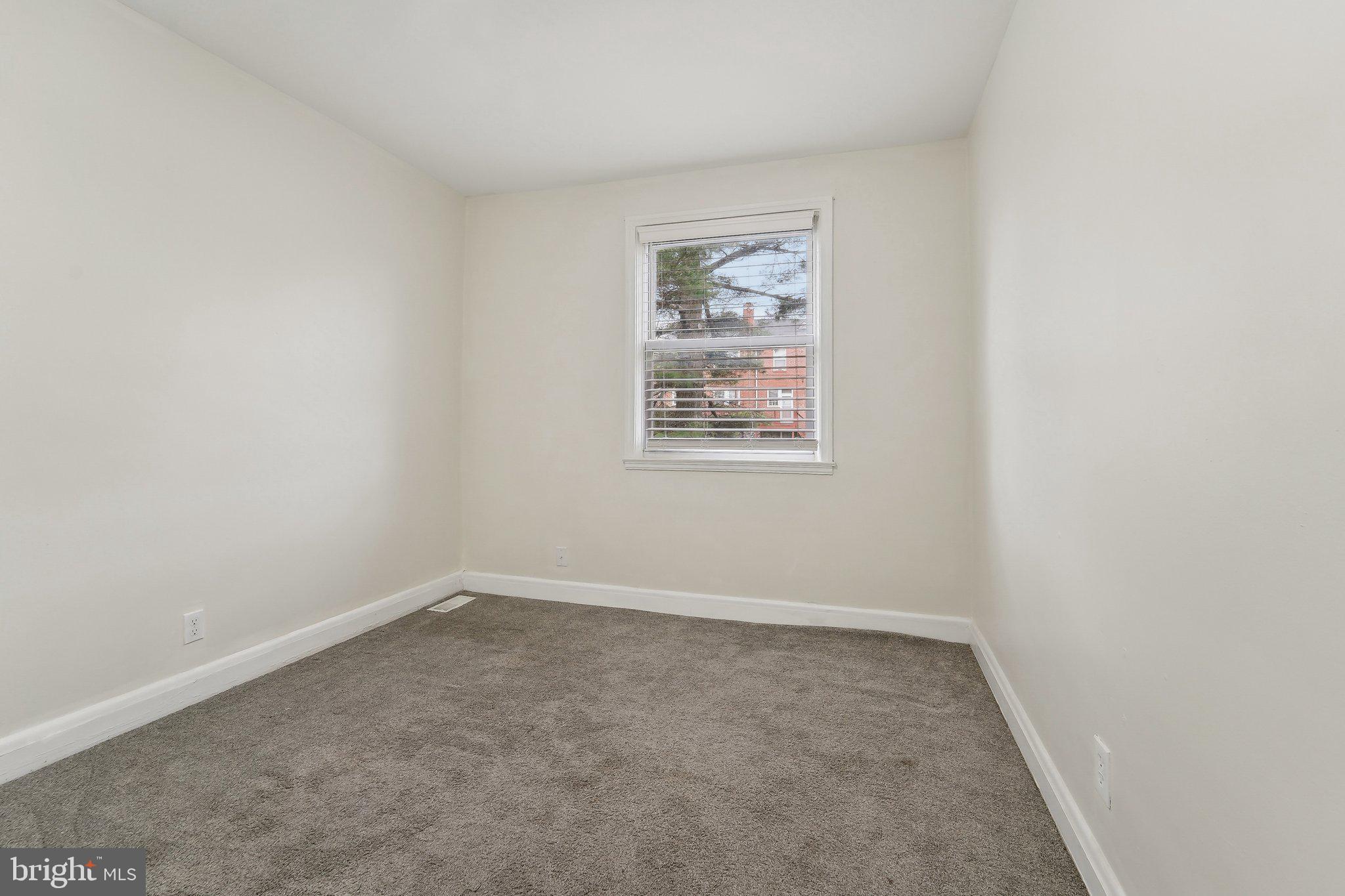 1507 Northwick Road Baltimore, MD 21218 - Photo 18 of 37