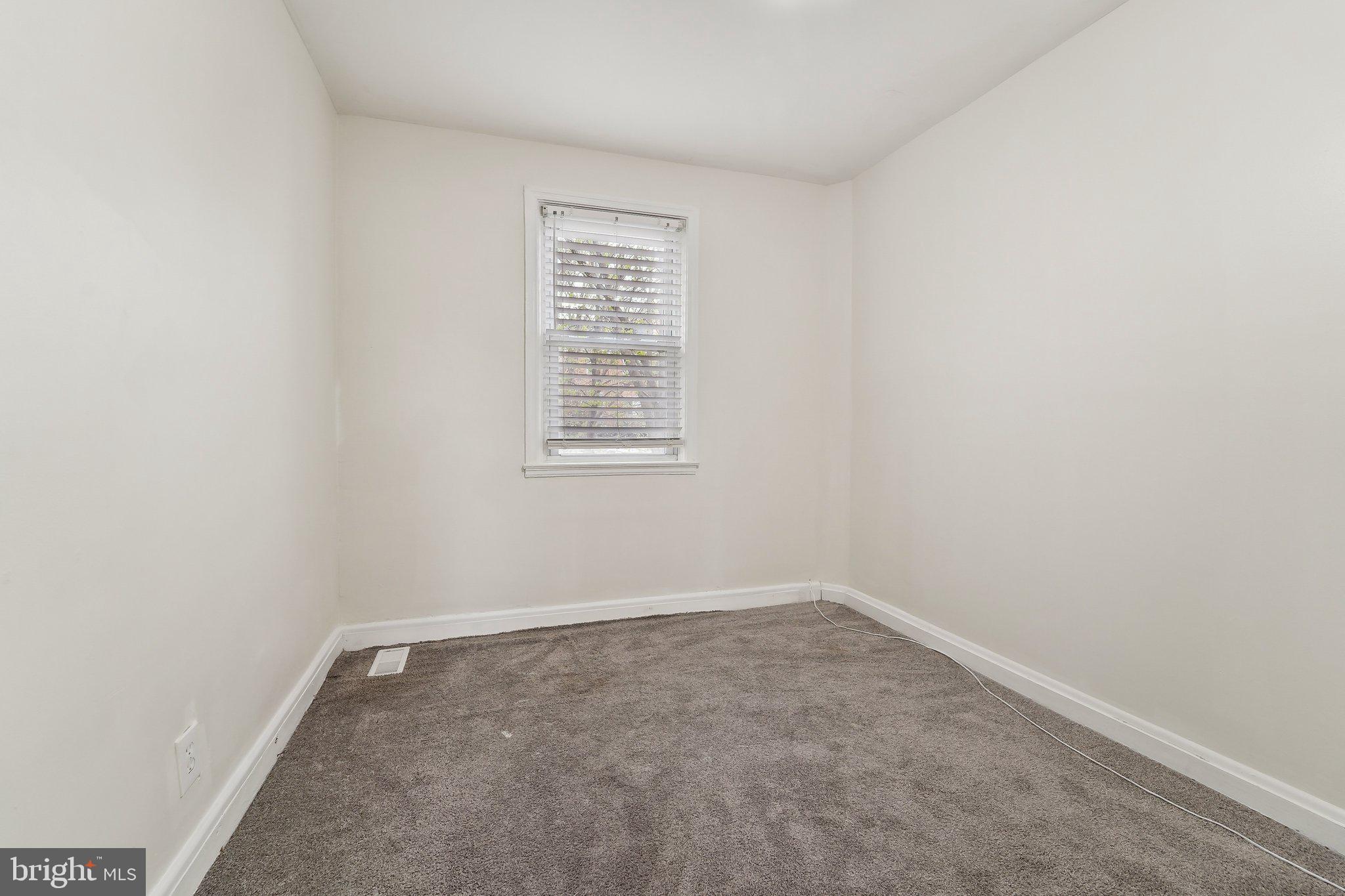 1507 Northwick Road Baltimore, MD 21218 - Photo 20 of 37