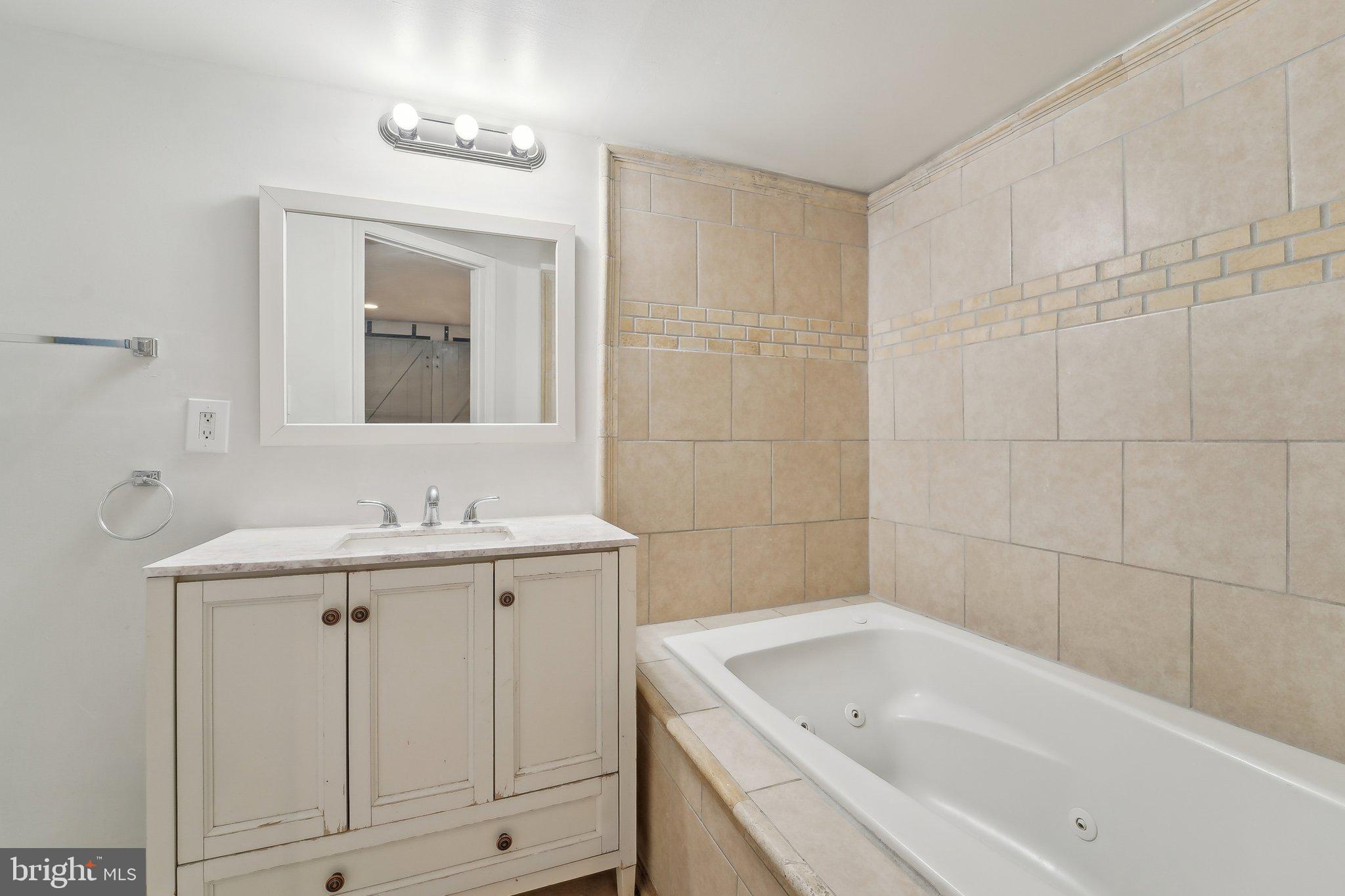 1507 Northwick Road Baltimore, MD 21218 - Photo 31 of 37