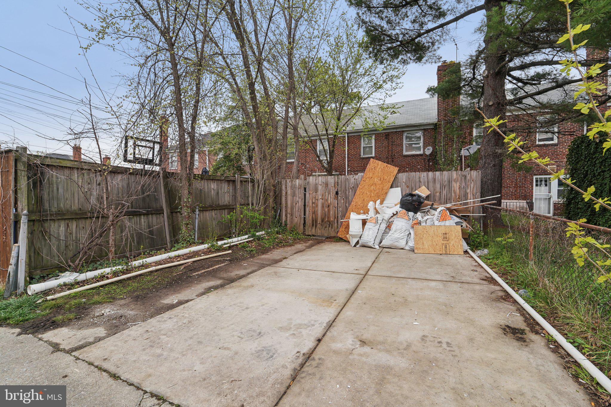 1507 Northwick Road Baltimore, MD 21218 - Photo 32 of 37