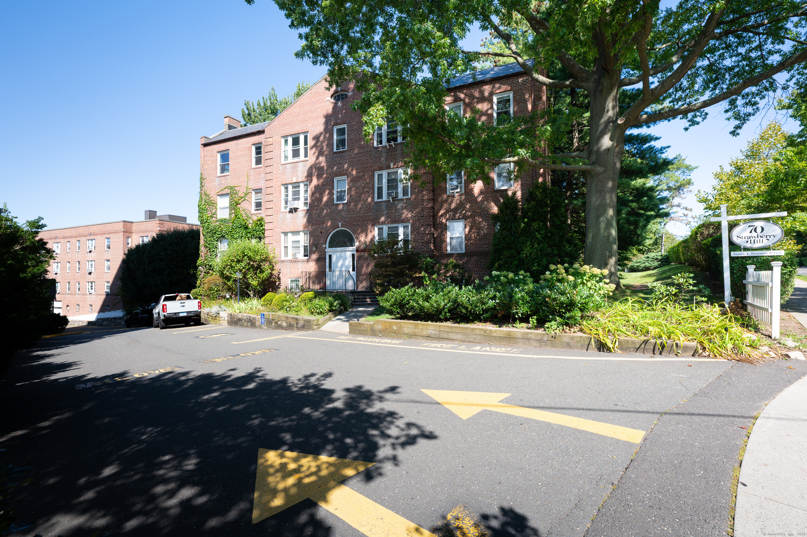 70 Strawberry Hill Avenue, Unit 22D Stamford, CT 06902 - Photo 26 of 39