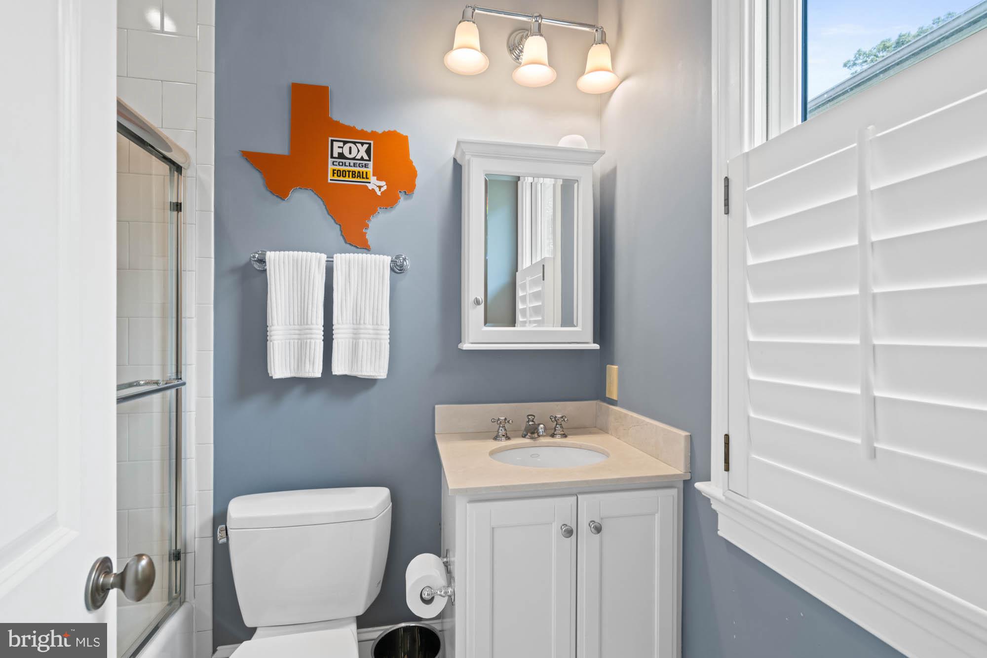 2215 King Place Northwest Washington, DC 20007 - Photo 34 of 58