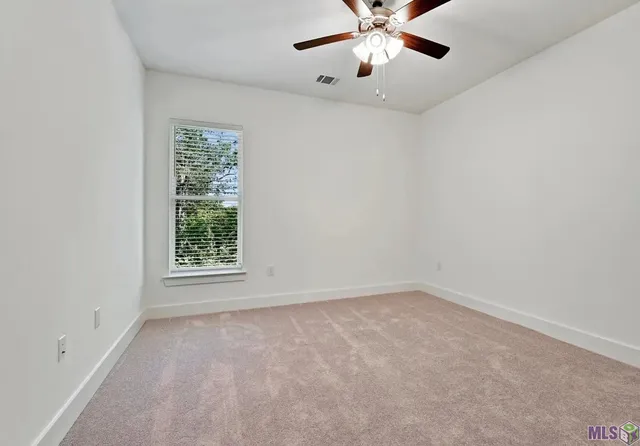 $2,400 | 616 Lake Shelf Drive, Baton Rouge, LA 70820