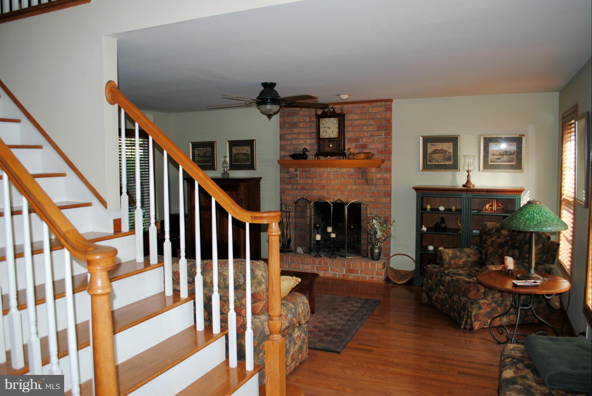 25814 John Hanson Road Chestertown, MD 21620 - Photo 2 of 28 Living Room