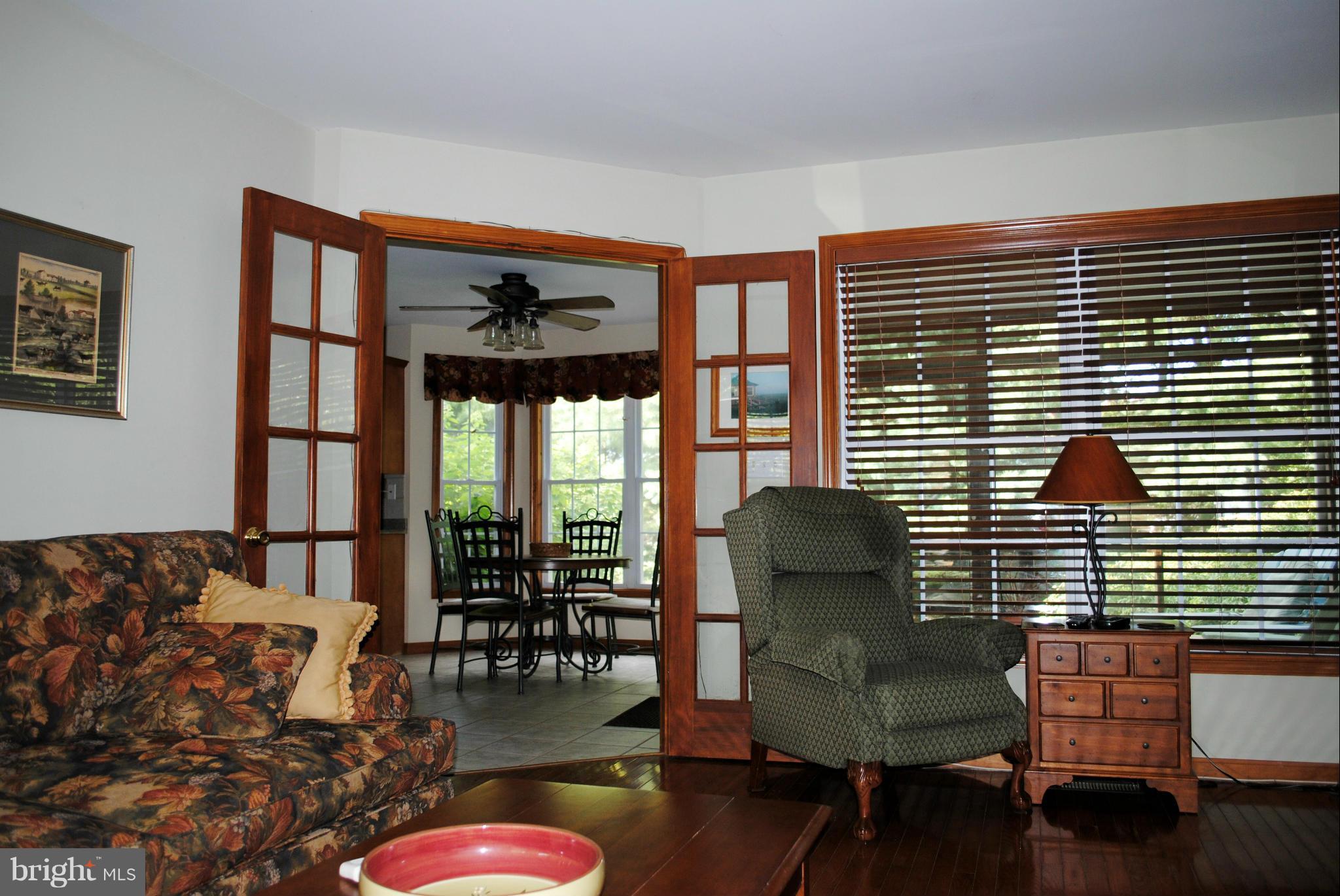 25814 John Hanson Road Chestertown, MD 21620 - Photo 3 of 28 Living Room