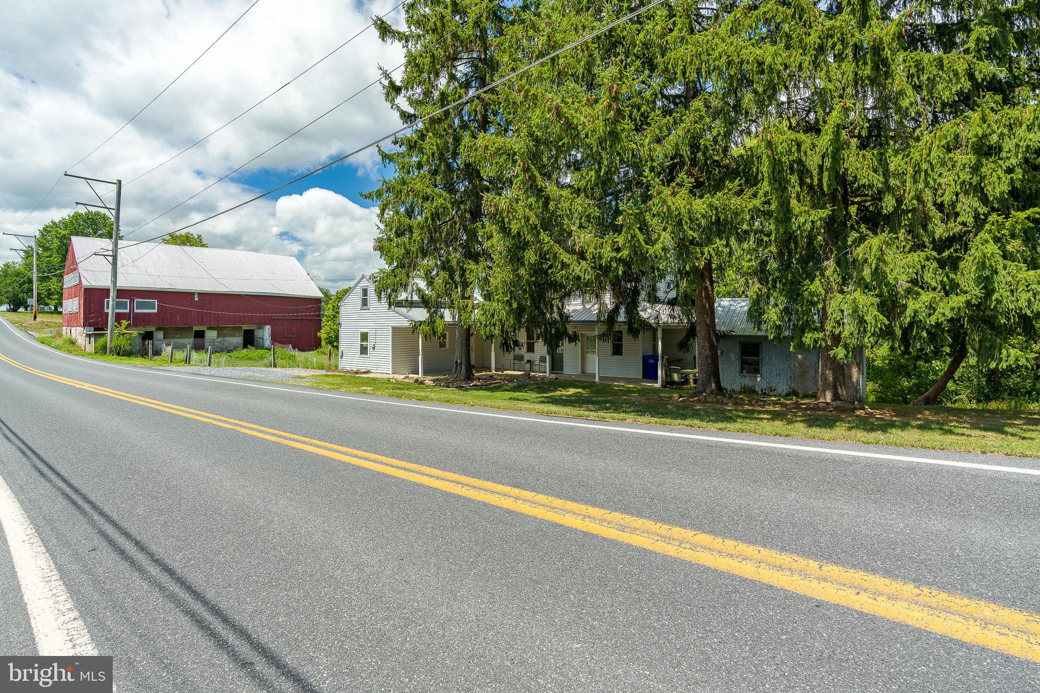 6552 Elizabethtown Road Manheim, PA 17545 - Photo 4 of 62