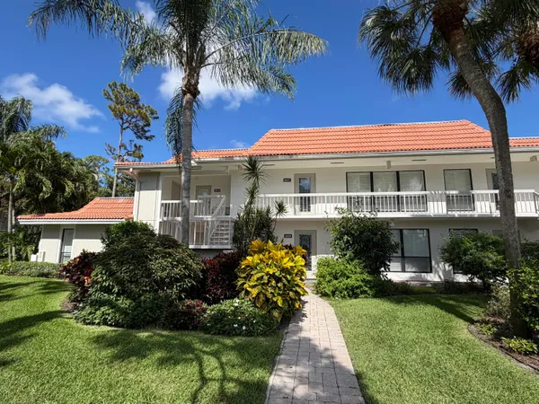 $4,000 | 4607 Kittiwake Court, Unit 2, Boynton Beach, FL 33436