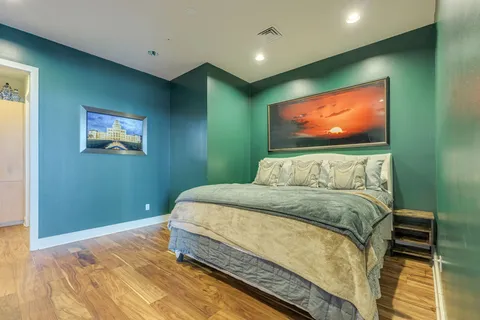 $519,900 | 555 East 5th Street, Unit 523, Austin, TX 78701