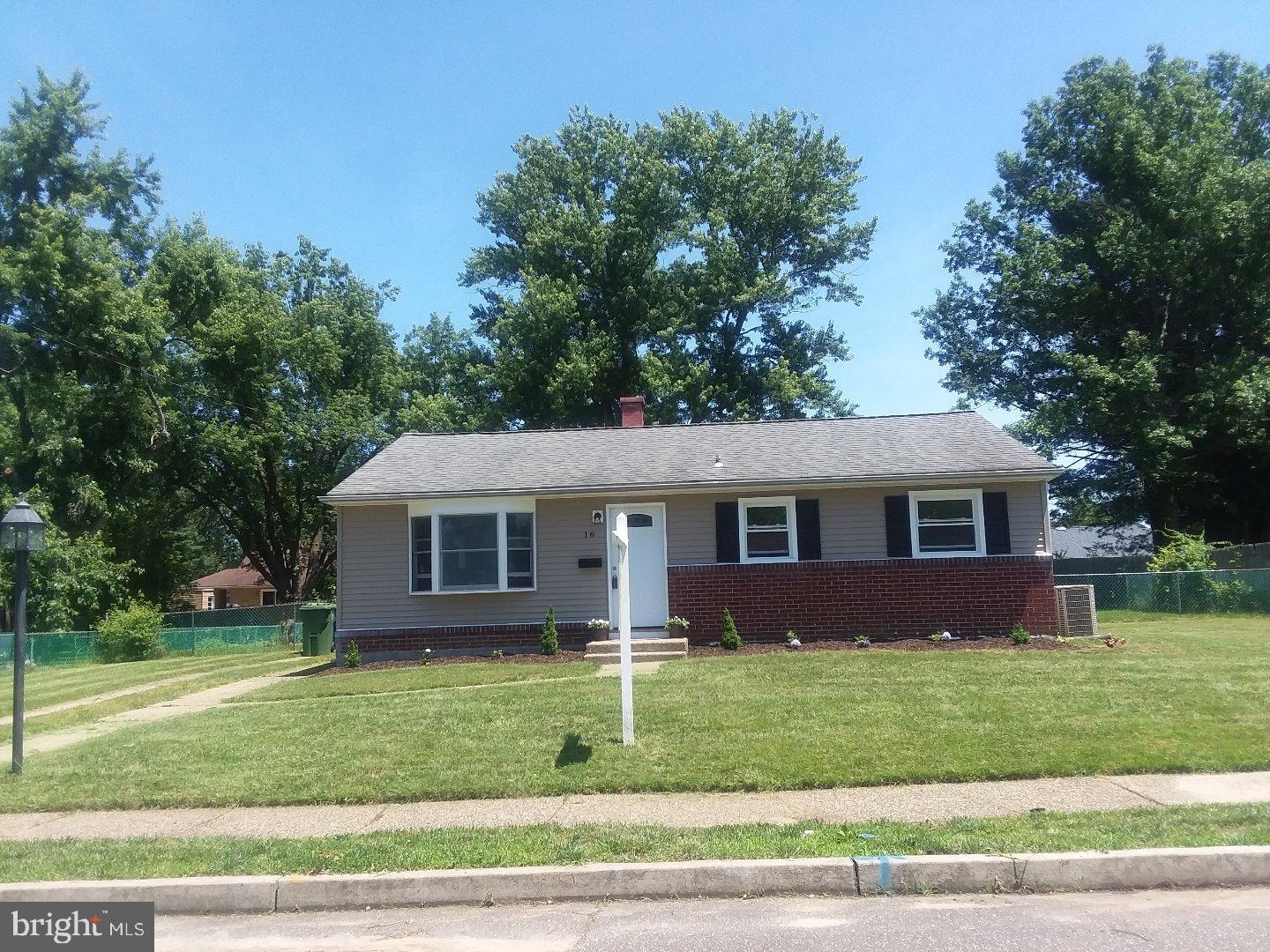 16 Oxford Road Marlton, NJ 08053 - Photo 1 of 17