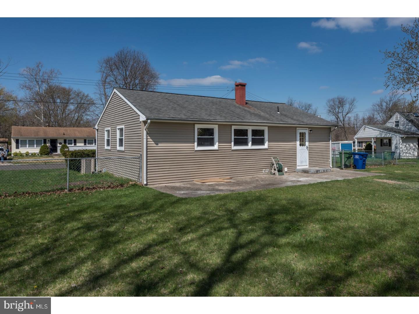 16 Oxford Road Marlton, NJ 08053 - Photo 2 of 17