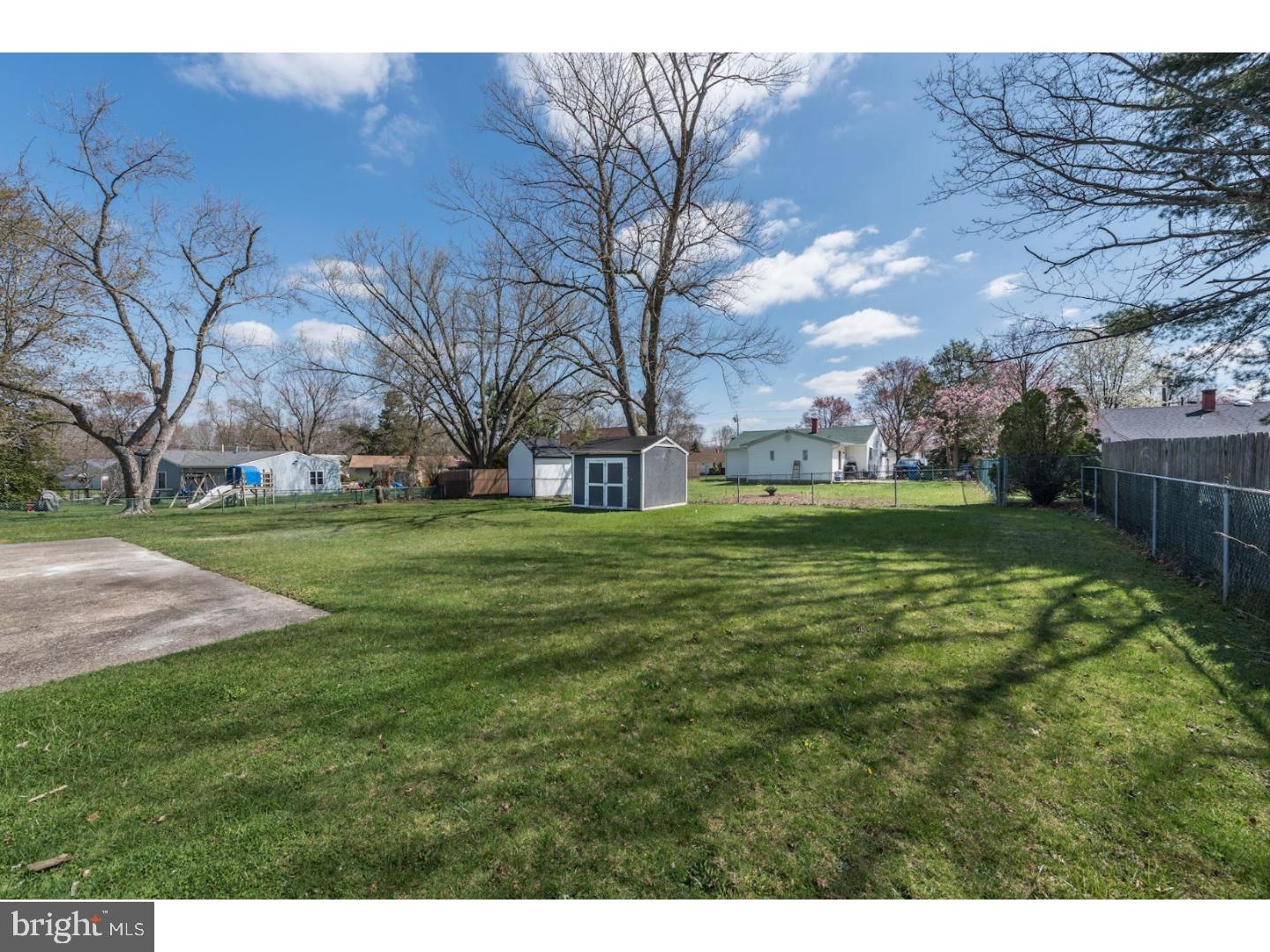 16 Oxford Road Marlton, NJ 08053 - Photo 14 of 17