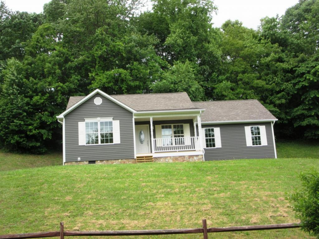 135 Bunker Hill Road Elizabethton, TN 37643 - Photo 1 of 18 Photo 1