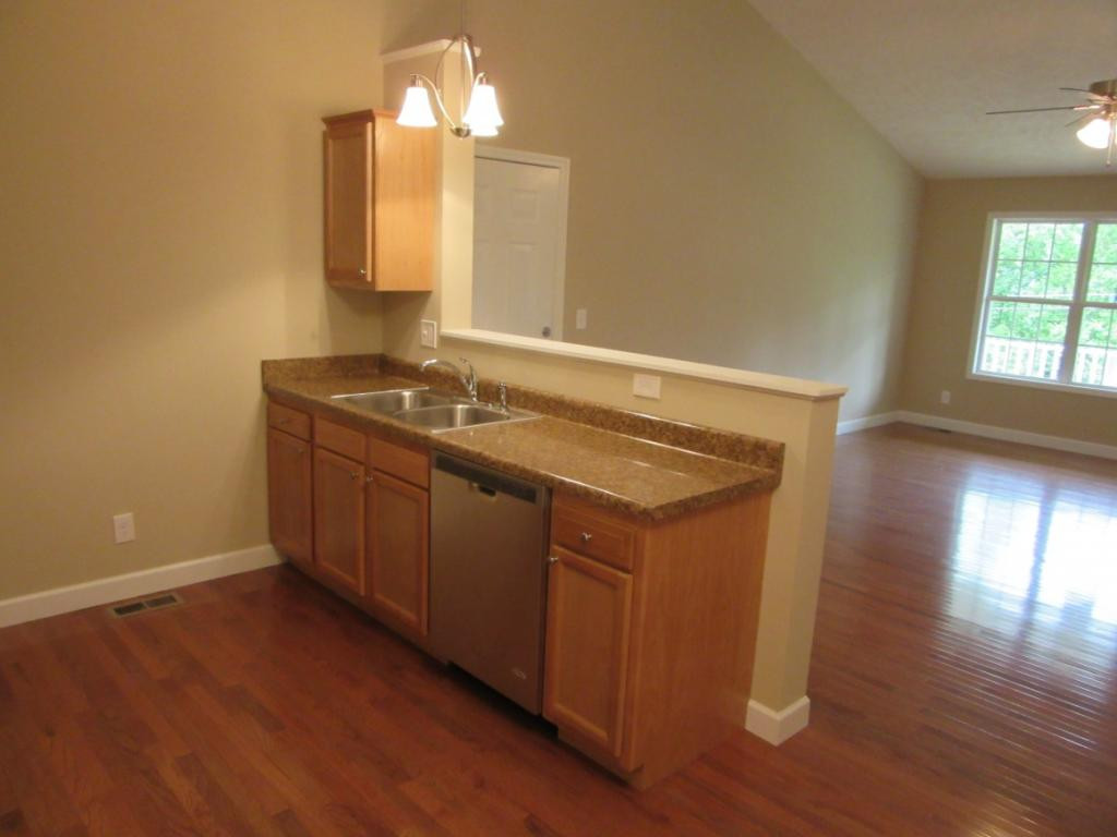 135 Bunker Hill Road Elizabethton, TN 37643 - Photo 11 of 18 Photo 11