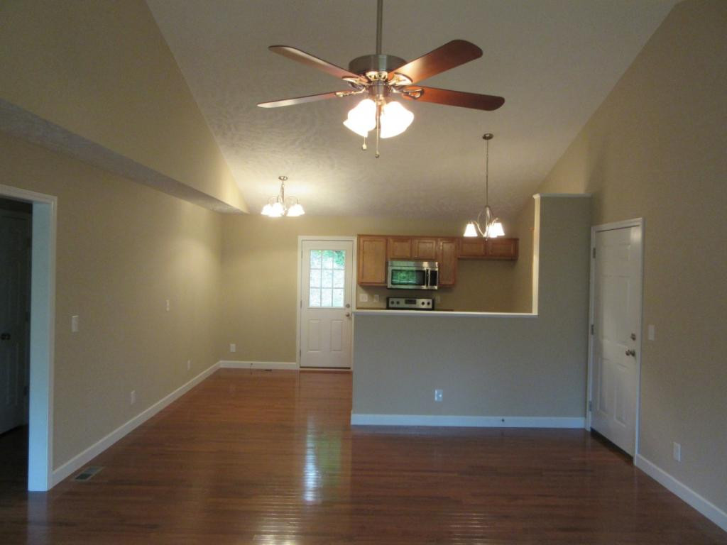 135 Bunker Hill Road Elizabethton, TN 37643 - Photo 10 of 18 Photo 10