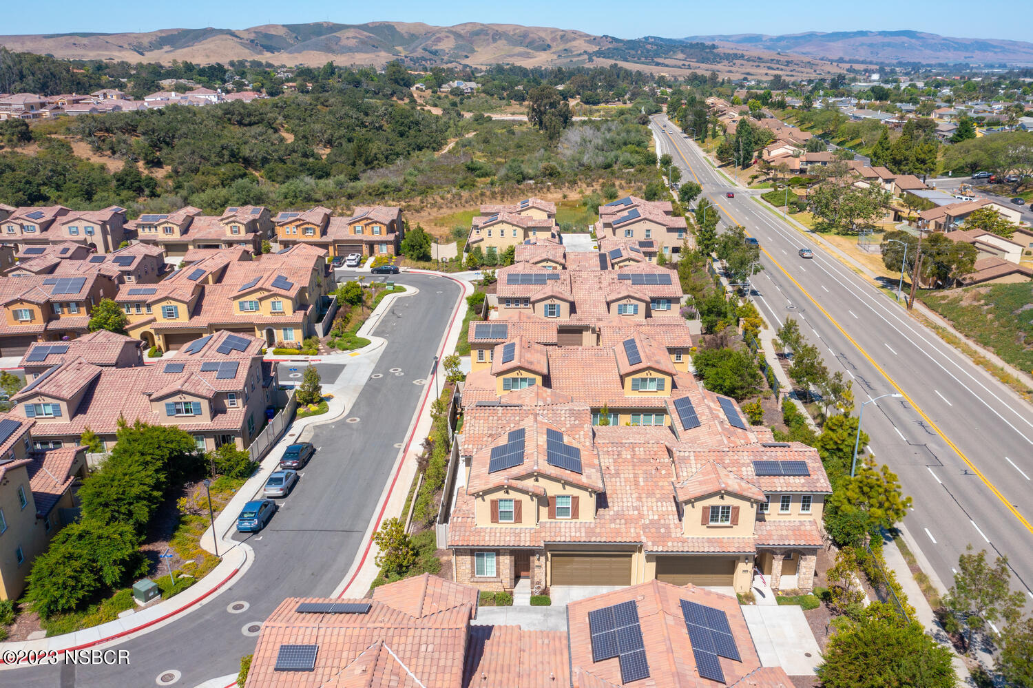 625 Agapanthus Way Santa Maria, CA 93455 - Photo 35 of 37 an aerial view of residential houses with outdoor space
