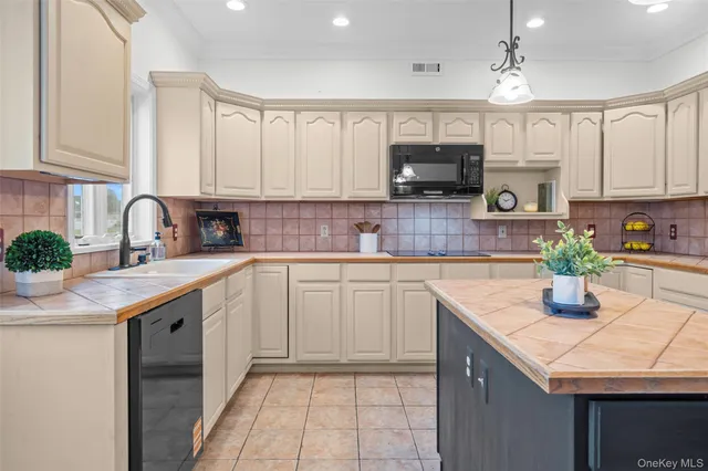 $625,000 | 40 County Route 62, Westtown, NY 10998