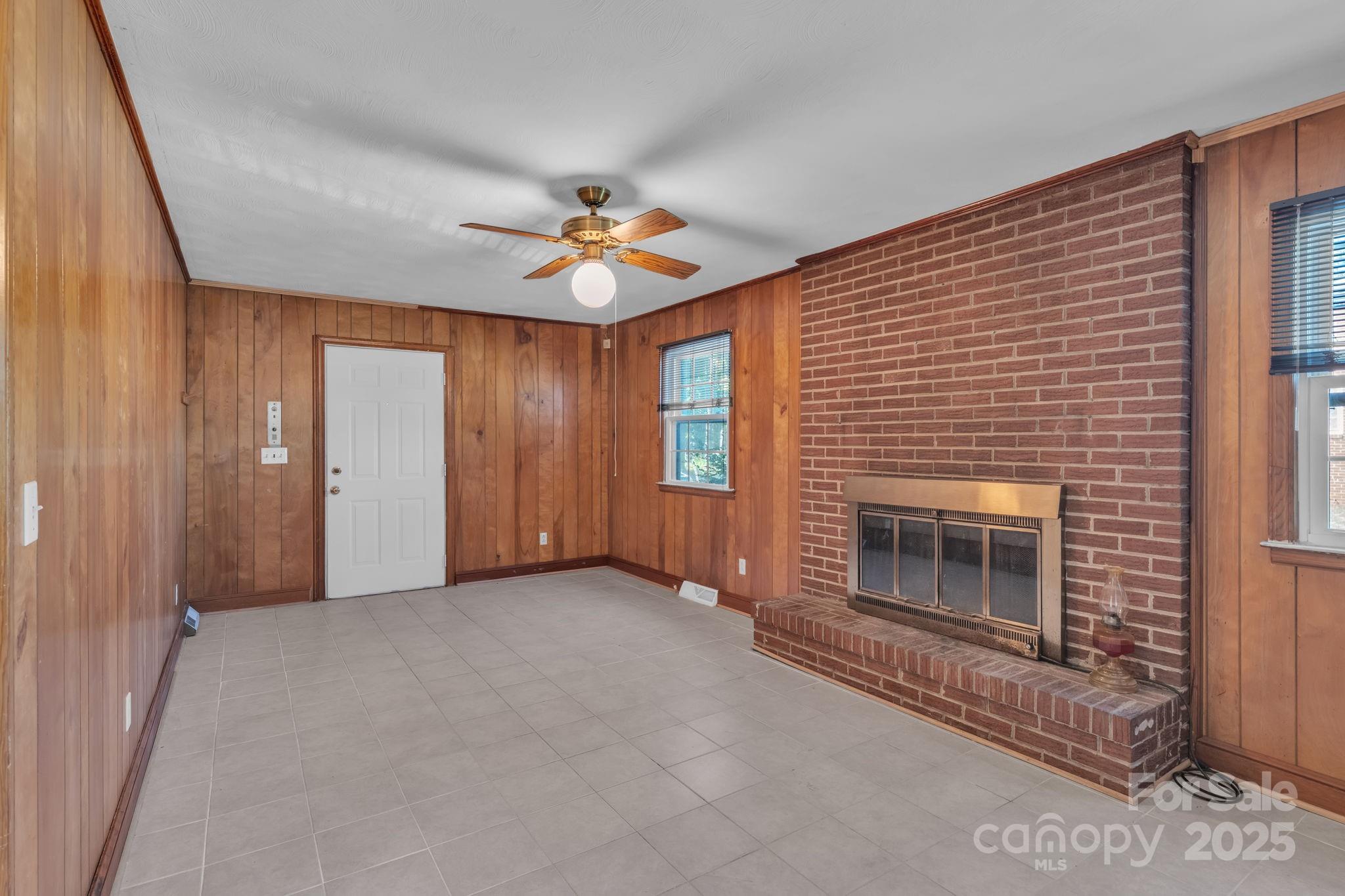 5300 Nevin Road Charlotte, NC 28269 - Photo 15 of 35 Gallery Image 15
