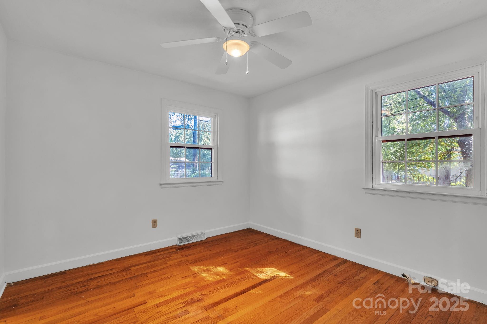 5300 Nevin Road Charlotte, NC 28269 - Photo 16 of 35 Gallery Image 16