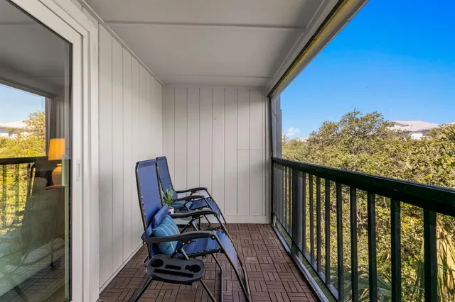 $535,000 | 19823 Gulf Boulevard, Unit 33, Indian Shores, FL 33785