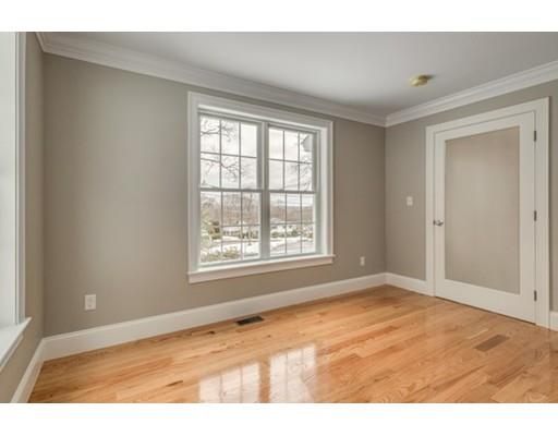 74 Parker Road Wakefield, MA 01880 - Photo 16 of 29 Gallery Image 16