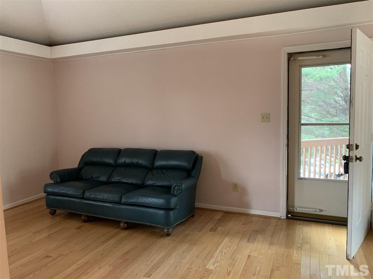 3308 Mill Run, Unit 107 Raleigh, NC 27612 - Photo 5 of 12
