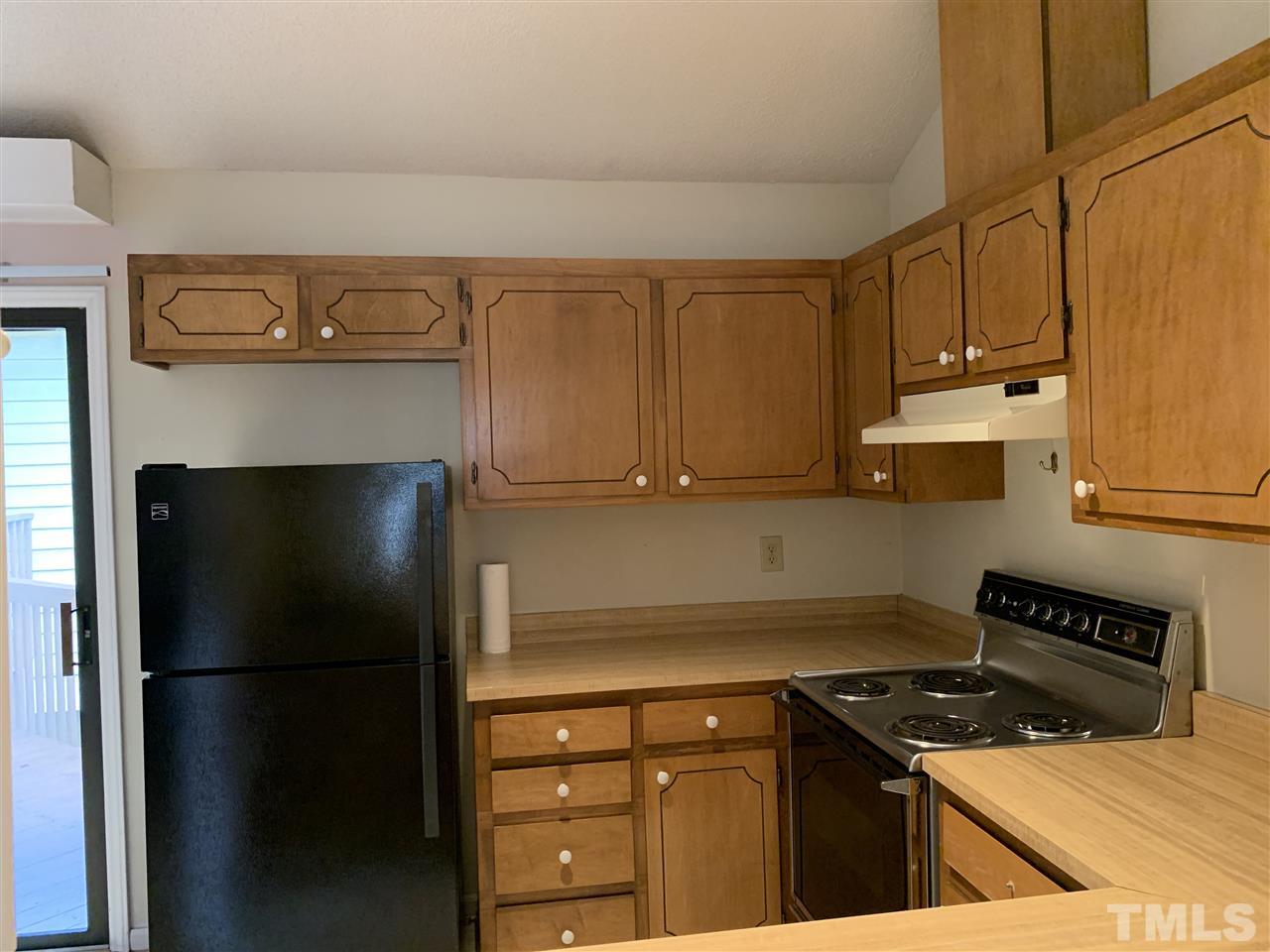 3308 Mill Run, Unit 107 Raleigh, NC 27612 - Photo 8 of 12