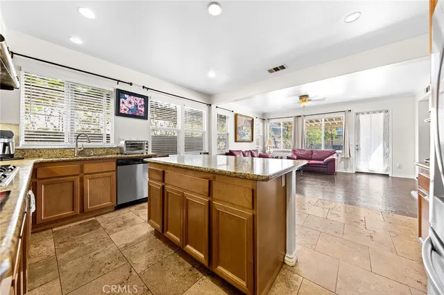 $925,000 | 12465 Breeze Lane, Eastvale, CA 91752